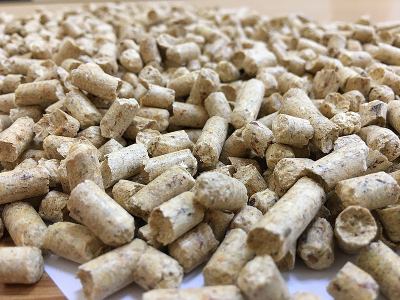 Pellets.JPG